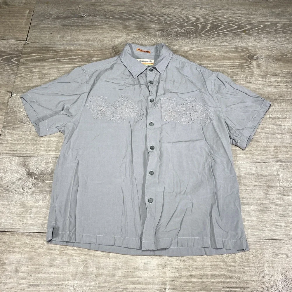 Ocean Pacific Shirt‎ Mens Large Gray Embroidered Hibiscus Floral Button Up Camp